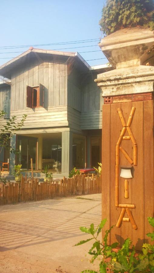 Vanpila Savannakhet Exterior foto
